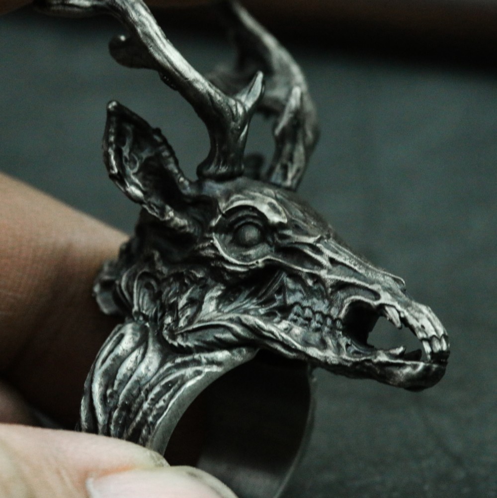 鹿の骨925シルバーリング、ブラックシルバーリング、動物の頭蓋骨、鹿の頭蓋骨リング、ゴシックダークリング