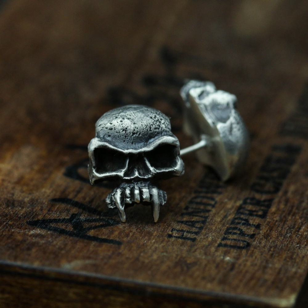 925スターリングシルバースカルピアス