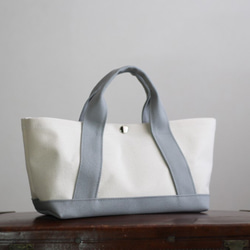 light gray -yokotote- 1枚目の画像