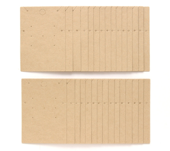 【30枚】台紙L ピアス・ネックレス兼用（クラフト紙）4.7×6.7cm 日本製 タグ D073 4枚目の画像