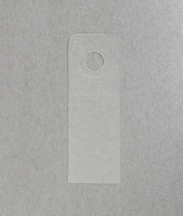 【30枚】透明フックシール　1.6×4.5㎝（日本製）イベント時のディスプレイ、吊り下げ陳列に A021 3枚目の画像