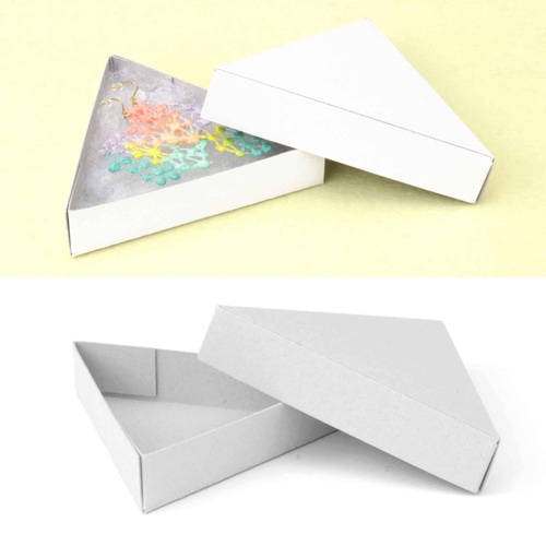 三角形の箱(ホワイト・グレー)93×107×21㎜ box 三角 ギフト 三角形の箱(ホワイト・グレー)93×107×21㎜ box 三角 ギフト