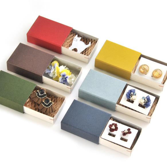 カラーマッチ箱（角留め）ギフトボックス 50×67×23㎜  ６色　緩衝材付 B096-101　 2枚目の画像