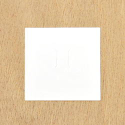 【30枚】ブローチ ポニーフック 台紙（パール or マット紙）6.5×6.5cm  日本製 D120 D121 4枚目の画像