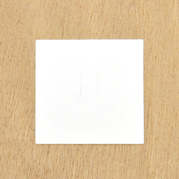 【30枚】ブローチ ポニーフック 台紙（パール or マット紙）6.5×6.5cm  日本製 D120 D121 4枚目の画像