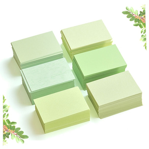 グリーンのカード 47×67mm（50枚）緑 名刺 ショップカード 台紙