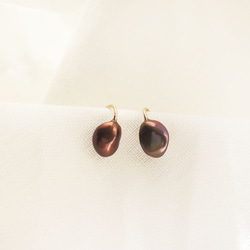 【K14GF】小棕罌粟珍珠鉤形耳環 第4張的照片