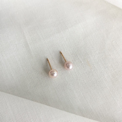 [K14GF] 頂級簡約粉紅淡水珍珠耳環 嬌小尺寸 4 毫米 第2張的照片