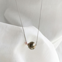 [銀]簡單2大巴洛克式大溪地珍珠和粉紅色的淡水珍珠項鍊 第2張的照片