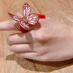 9.和柄蝶々が付いた赤い指すり 3枚目の画像