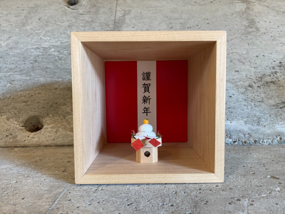 メープル素材のキューブ型壁掛けボックス　p.box BX-２