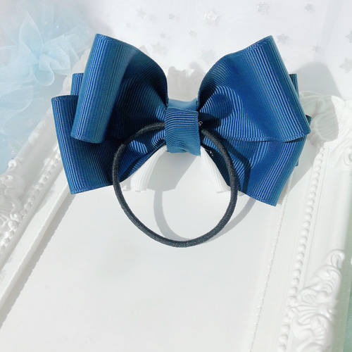 ネイビーXホワイトフリルリボンヘアゴム♡フォーマルにも〜卒業式  