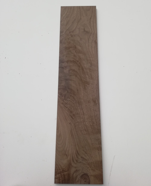 ウォールナット　希少部位　木材　端材　素材　DIYⒶ　大き目のサイズ 2枚目の画像
