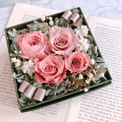 選べるメッセージカード付き】ローズのフラワーボックス＊プリザーブド