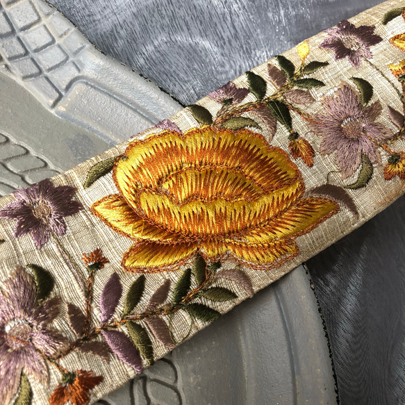 【50cm】6cm幅 インド 刺繍リボン トリム チロリアンテープ  ハンドメイド素材 花柄 イエロー 2枚目の画像