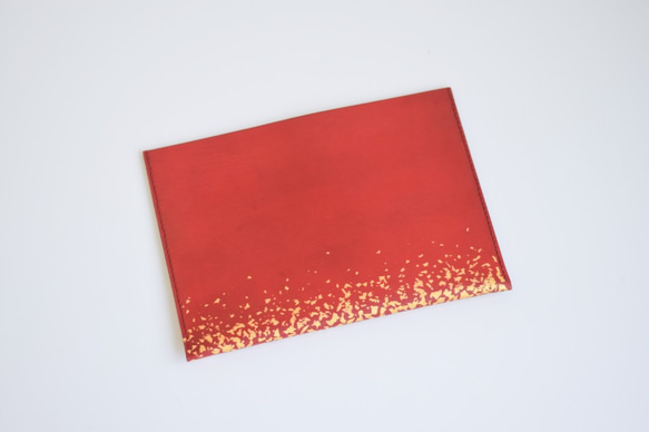 革と漆のiPadスリーブケース　 　霞～かすみ～ 3枚目の画像