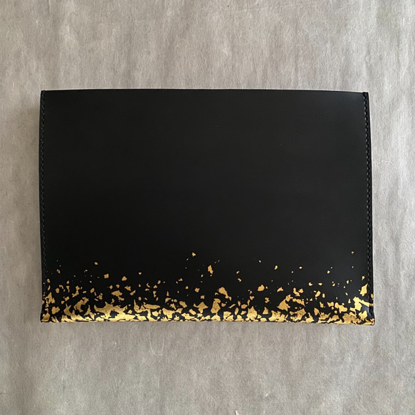 革と漆のiPadスリーブケース　 　霞～かすみ～ 