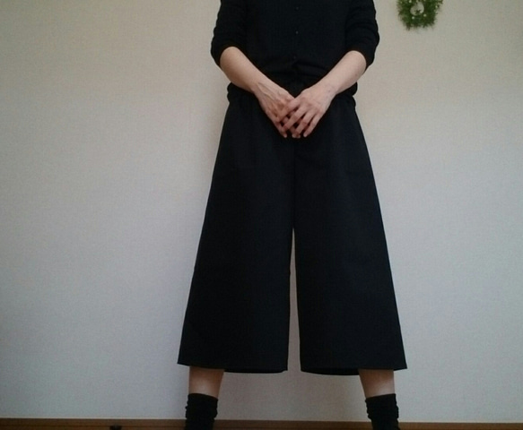艶黒ブーツに似合う丈ガウチョパンツウエストゴム キュロット