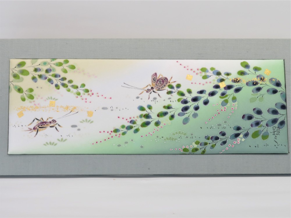 加賀友禅　染パネル【虫の音】　伝統工芸品⋆四季の飾り⋆新築祝い⋆秋の虫⋆結婚祝い⋆インテリアとして日本の四季を楽しんで。