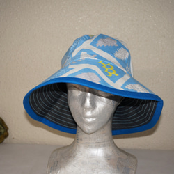 夢見る水色の夏帽子　爽やか　被りやすい　二つ折りでバッグに入れられる 2枚目の画像