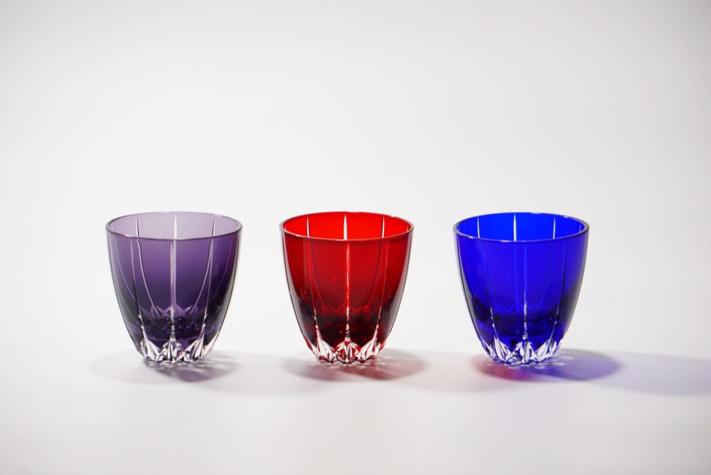 凛然切子　ぐいのみ　蕾-tubomi-