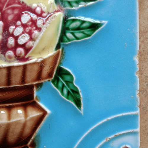 里帰り便・マジョリカタイル・100年前に海を渡ったアンティークタイル