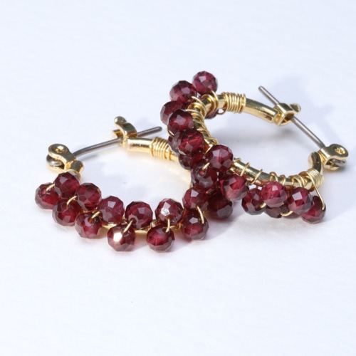 カラーチェンジガーネット・マルチカラーサファイア３連フープピアス/イヤリング カラーチェンジガーネット・マルチカラーサファイア3連フープ