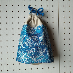 【巾着Ｓ】20×16　コップ袋【波】青×アイボリー 4枚目の画像