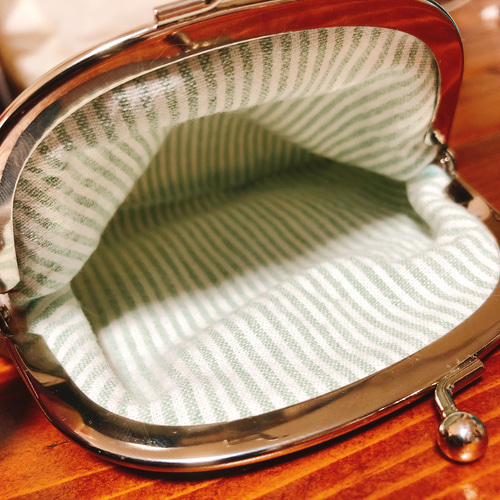 マルハナバチとミモザの刺繍のがま口ポーチ マチなし 可愛い お財布