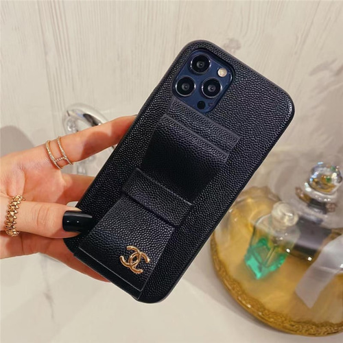 CHANEL ブラックレザー iPhoneケース 即発☆アクセサリー感覚♪】CHANEL iPhone 14 pro max ケース