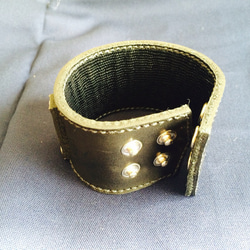 armor bracelet 3枚目の画像