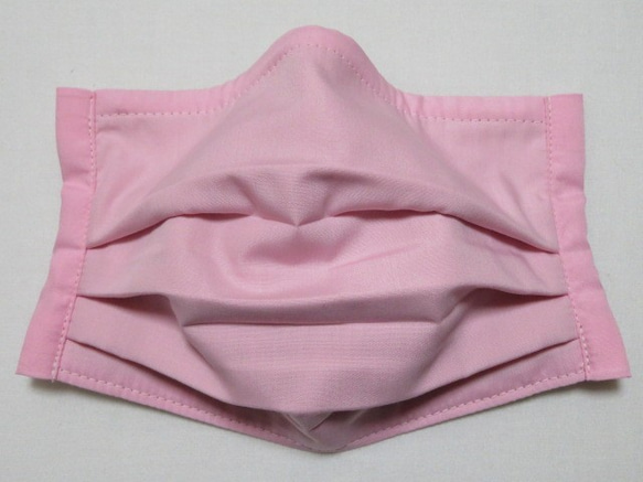 再販 マスク 無地 15色中のピンク 大きめ大人サイズ 布+綿麻Wガーゼ4重 プリーツタイプ 鼻ワイヤー入 ハンドメイド 1枚目の画像