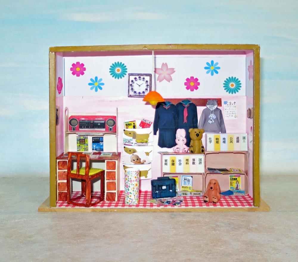 昭和レトロ　小屋　ジオラマ　ミニチュア 1/64 カラーボックス2個 ミニチュア フィギュアに 昭和レトロ