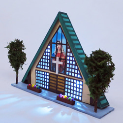 「昭和ロマン」森の教会　電飾完成モデル　ジオラマ　ミニチュア　プレゼント　 1枚目の画像