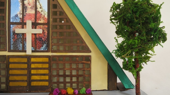 「昭和ロマン」森の教会　電飾完成モデル　ジオラマ　ミニチュア　プレゼント　 6枚目の画像