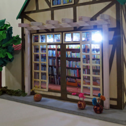 「昭和ロマン」森の図書室　電飾モデル　ジオラマ　ミニチュア　プレゼント　 2枚目の画像