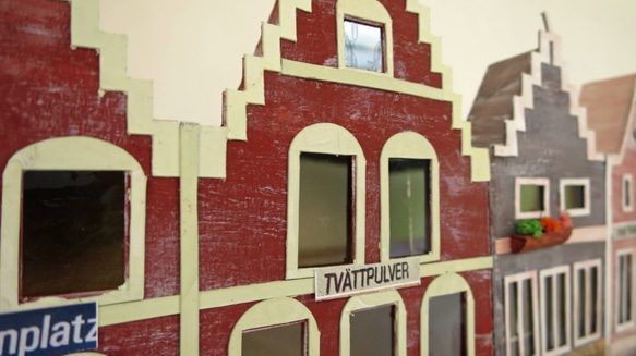 「レンガ積み」港町のモール　完成モデル　ジオラマ　ミニチュア　 4枚目の画像
