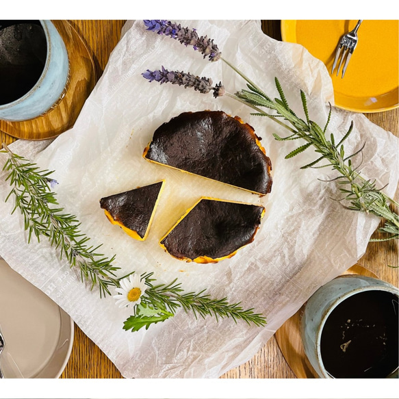 【1箱ご購入専用】和三盆糖使用『森のチーズケーキ』◆バスク風チーズケーキ◆12cmホール 2枚目の画像