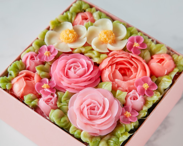 【Peach Pink】食べられるお花のボックスフラワーケーキ 3枚目の画像