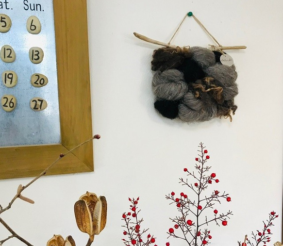 もこもこ モノトーン　ウィービングタペストリー　壁掛け　羊毛　北欧　ガーリー　アート　おしゃれ 5枚目の画像