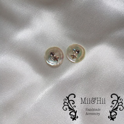 Round Shell pierce & earrings (feather stone) / (star fish) 3枚目の画像