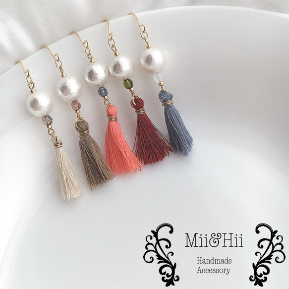 Autumn color tassel pierce 1枚目の画像