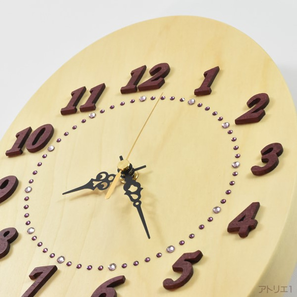 「送料無料」紫の数字がおしゃれな銀杏の木の掛け時計【クオーツ時計】 2枚目の画像