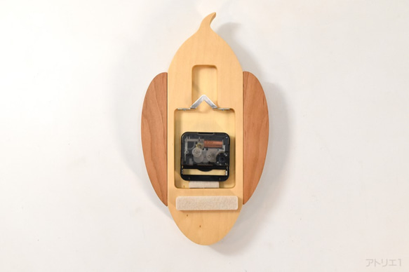 オカメインコの掛け時計（銀杏） 3枚目の画像