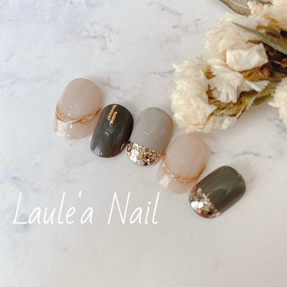 NO18 ネイルチップ スモーキーカラーのキラキラジュエリーネイル