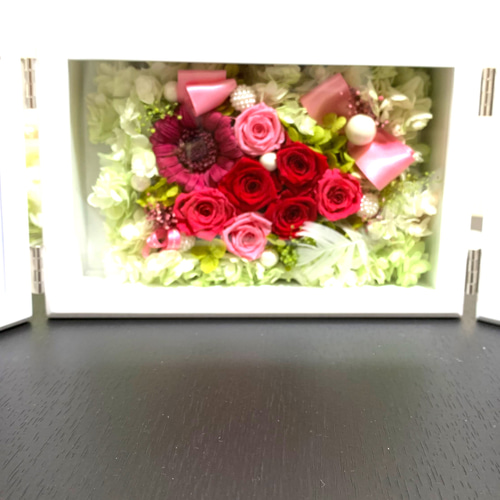 フォトフレーム観音開き、薔薇、ガーベラ、写真2枚入る フォト