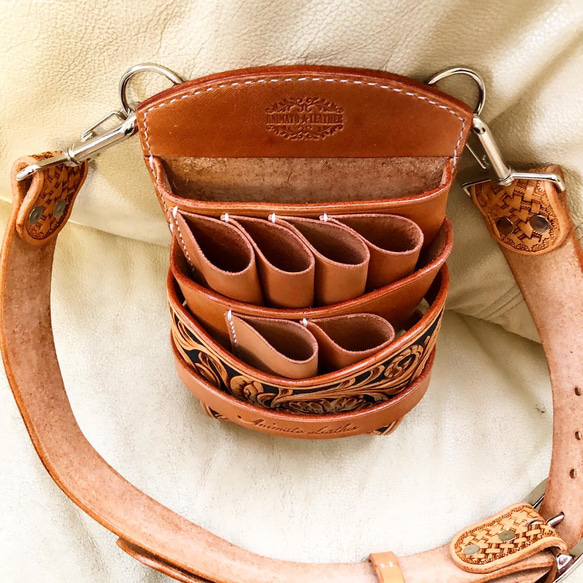 シザーケース レザーカービング カービングシザーケース 6丁刺し ^^ また