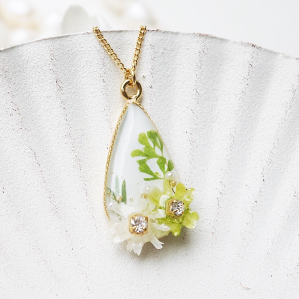 植物flowerとスワロjewelryネックレス 1枚目の画像