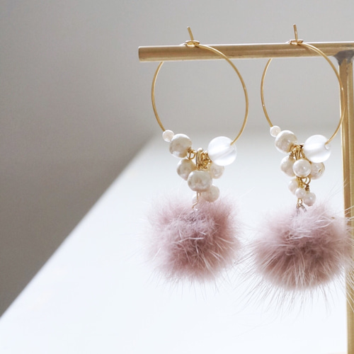 ミンクファーパールピアス 2wayミンクファー♡クリアパールフープピアス ピアス（フープ