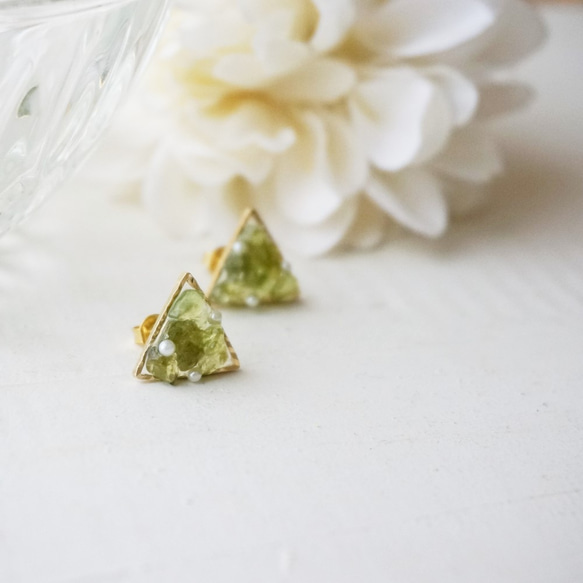 橄欖石天然石和珍珠耳環/耳環 第3張的照片